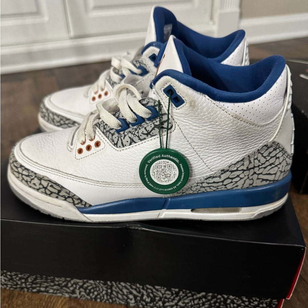 Jordan 3 Retro GS - Picture 2 of 7